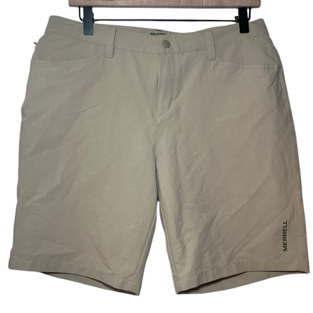 Merrell Women’s Khaki Shorts‎